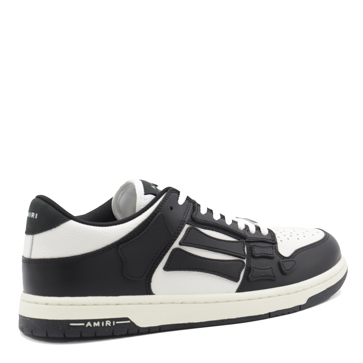 BLACK AND WHITE LEATHER SNEAKERS