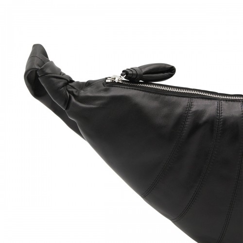 BLACK LEATHER MEDIUM CROISSANT SHOULDER BAG