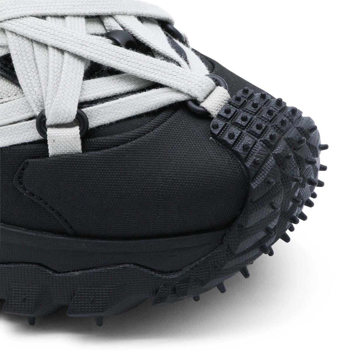 BLACK LEATHER TRAILGRIP MEGALACE...