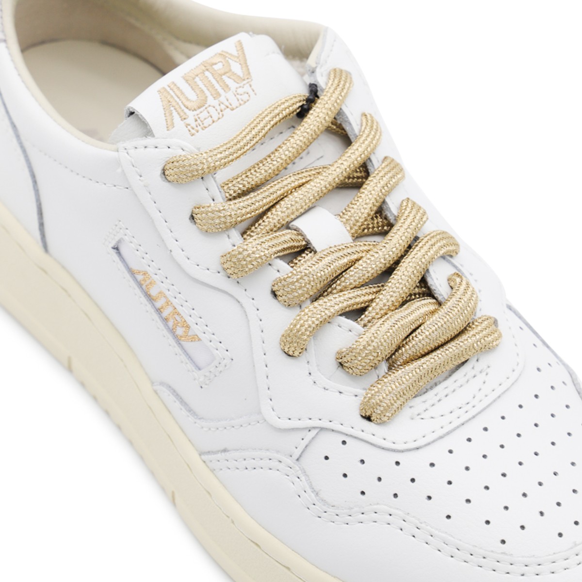 WHITE LEATHER MEDALIST LOW SNEAKERS