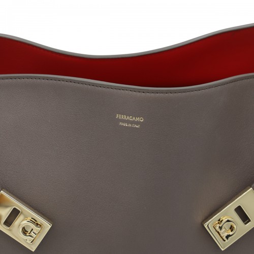 BROWN CALF LEATHER HUG M TOP HANDLE BAG