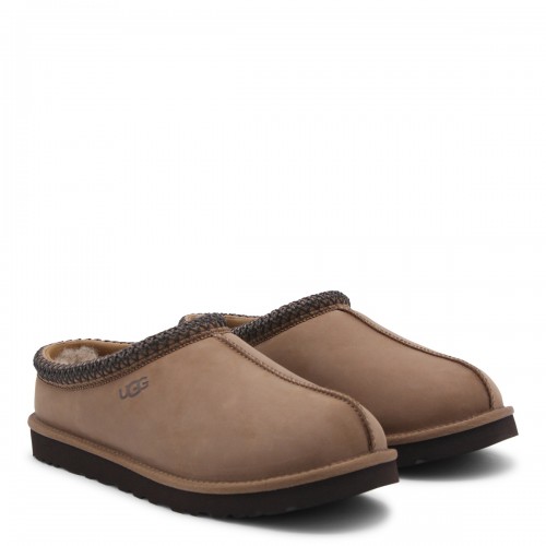 BROWN TASMAN II FLATS