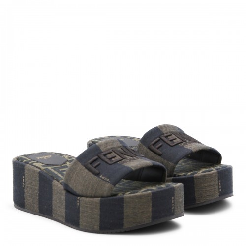 BLACK AND DARK GREY FLATS