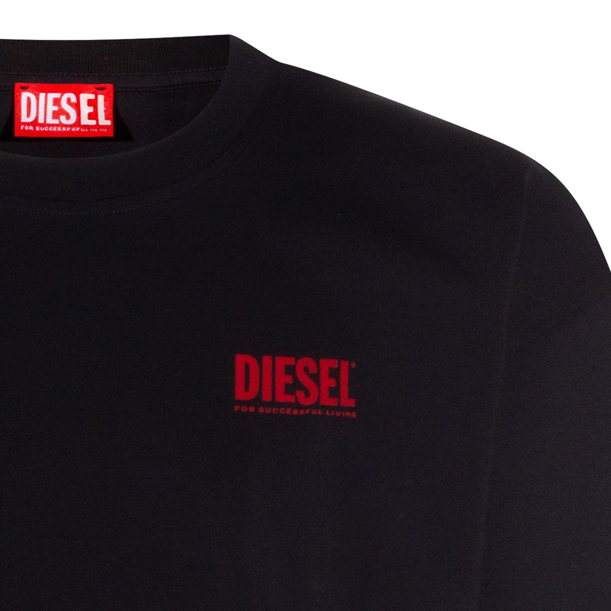 BLACK COTTON T-SHIRT