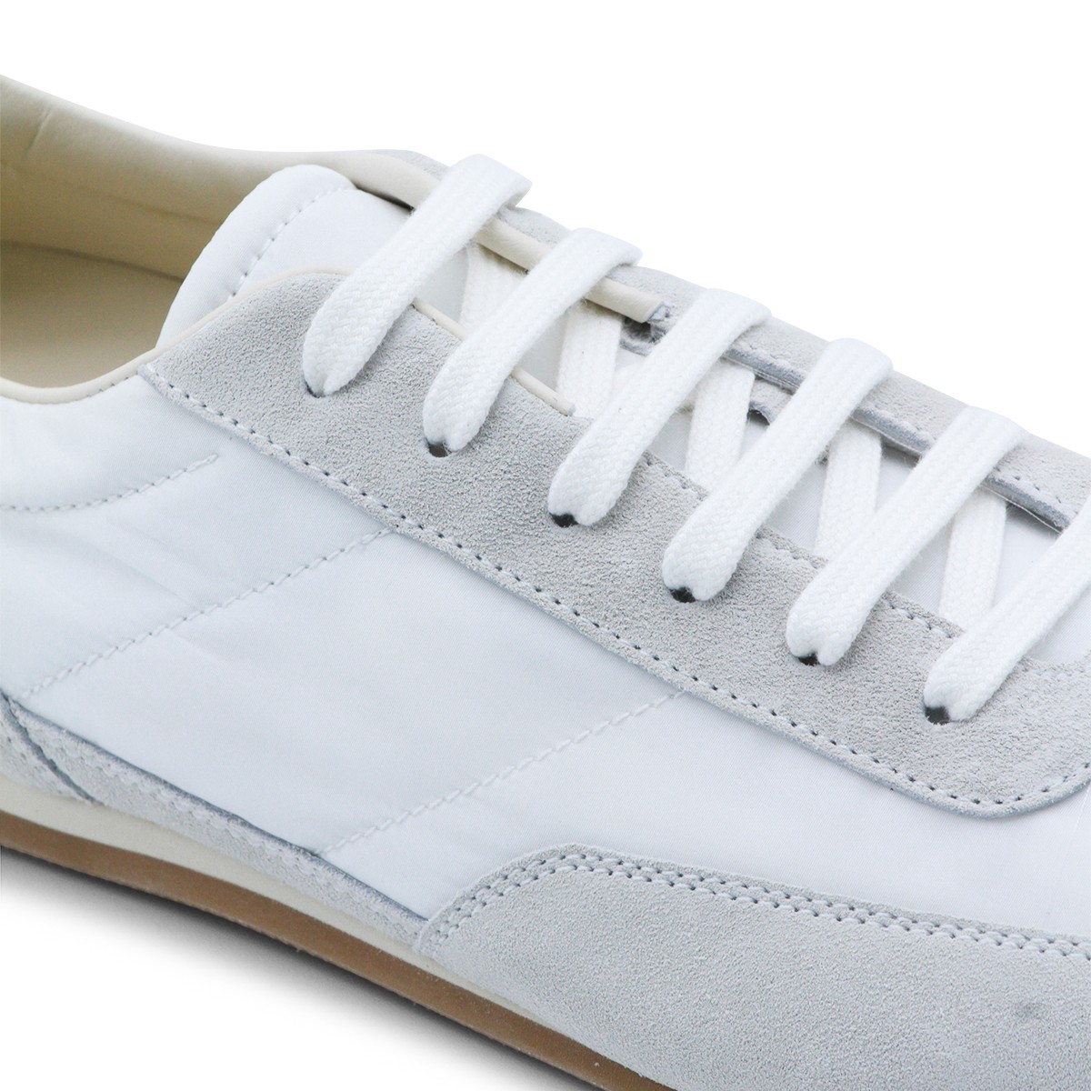 WHITE LEATHER SNEAKERS