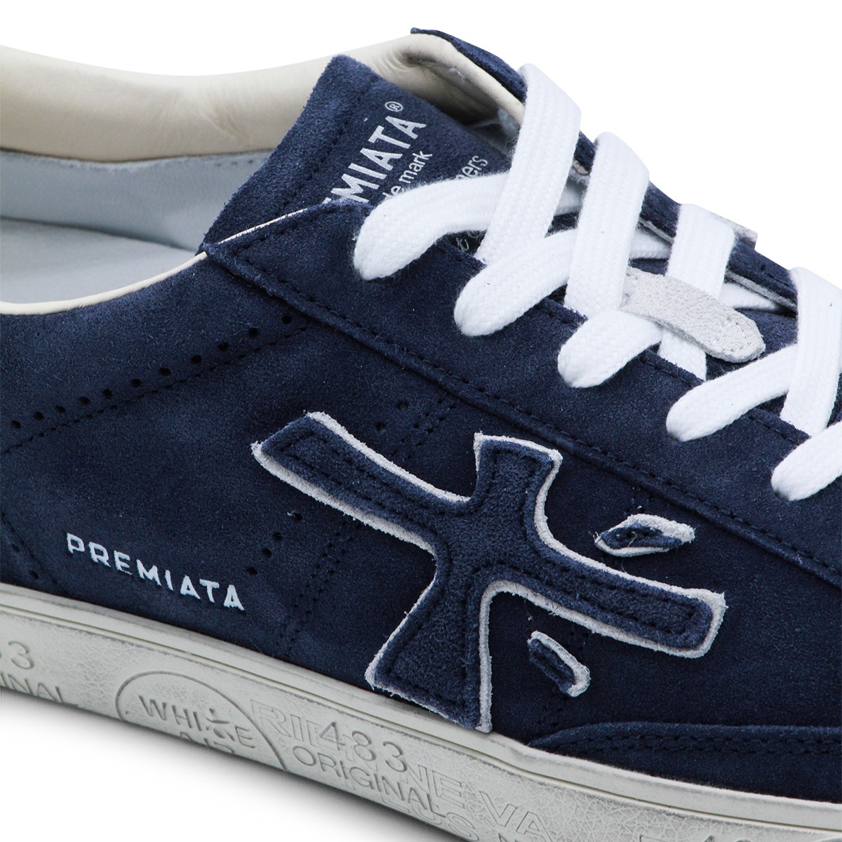 NAVY LEATHER STEVEN SNEAKERS