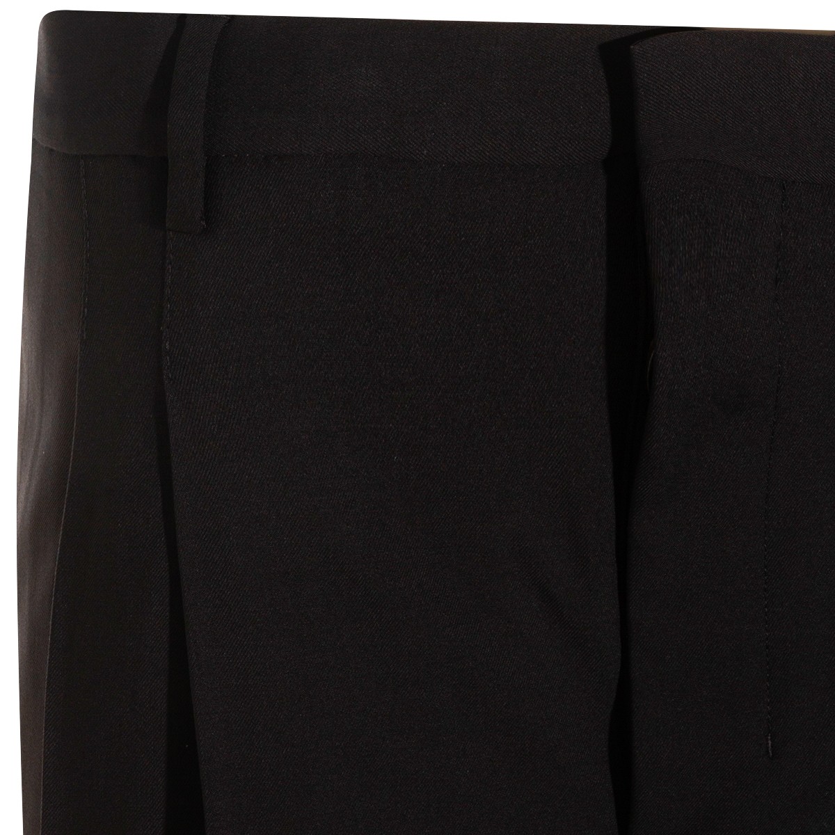 BLACK WOOL SHORT