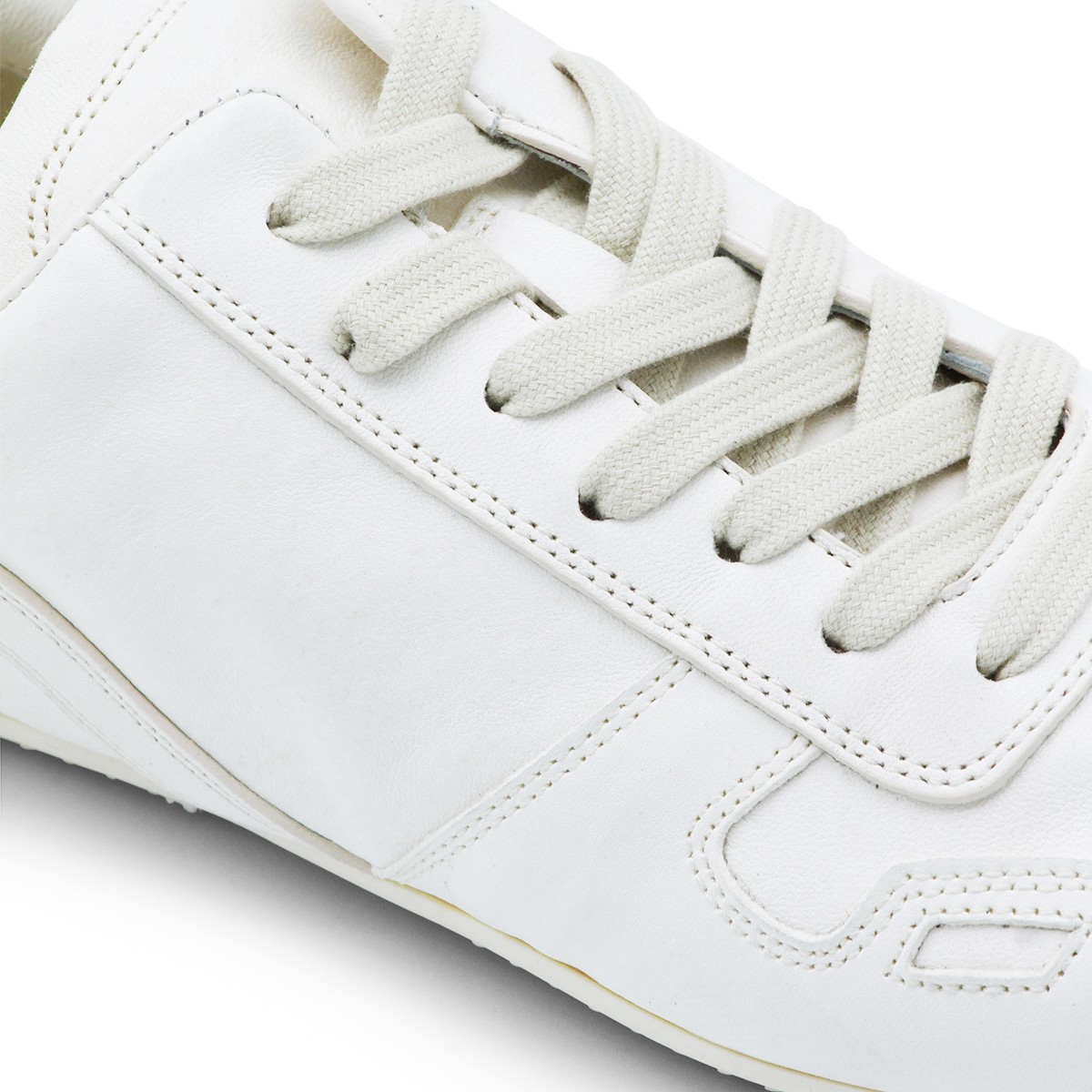 WHITE LEATHER SNEAKERS