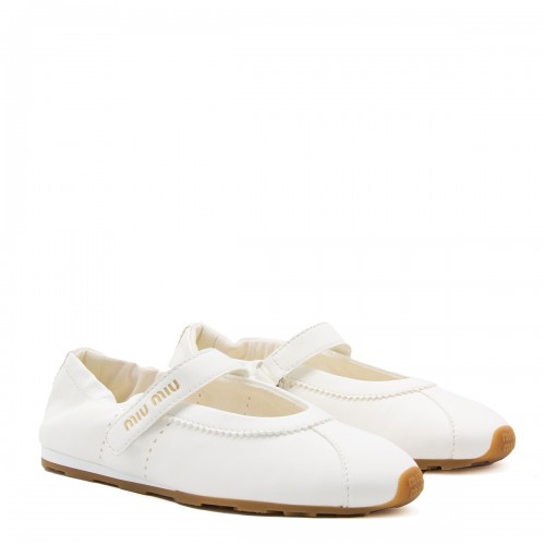 IVORY LEATHER PLUME FLATS