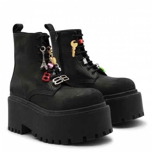 BLACK LEATHER STRIKE BOOTS