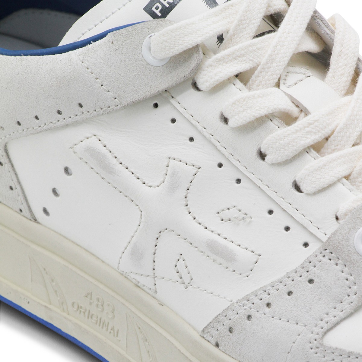 WHITE AND BLUE LEATHER QUINN SNEAKERS