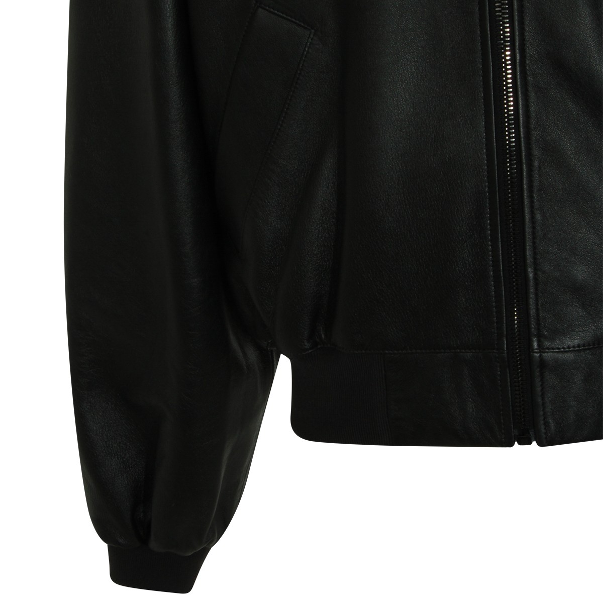 BLACK LEATHER JACKET