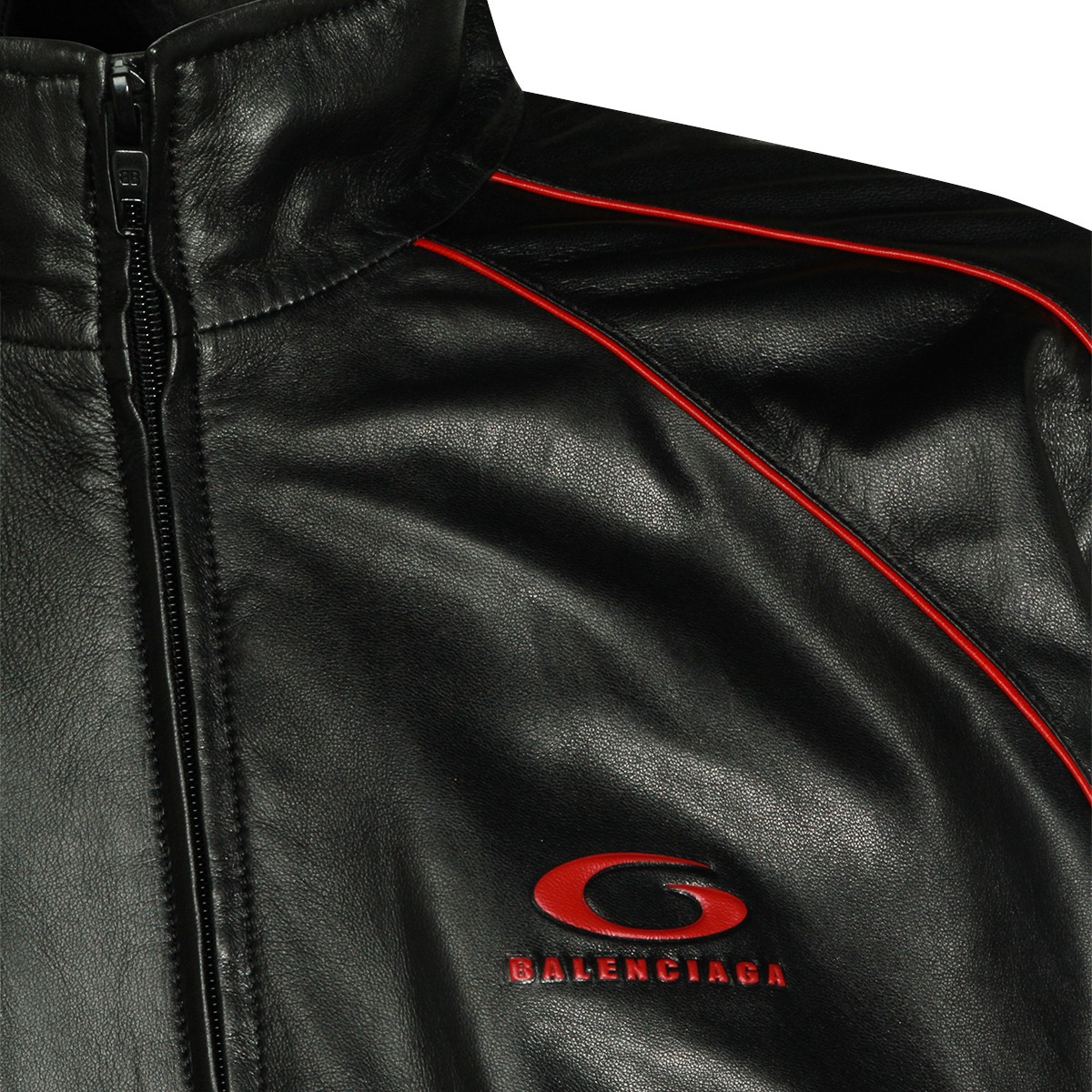 BLACK LEATHER JACKET