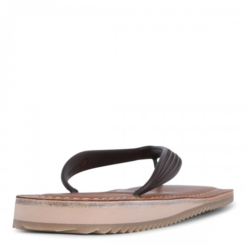BROWN LEATHER FLAT