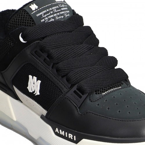 BLACK SNEAKERS