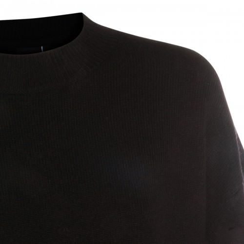 BLACK WOOL KNITWEAR
