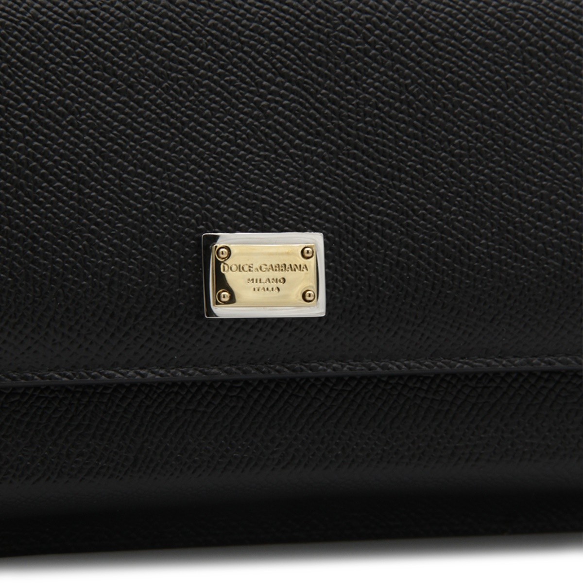 BLACK LEATHER WALLET ON CHAIN