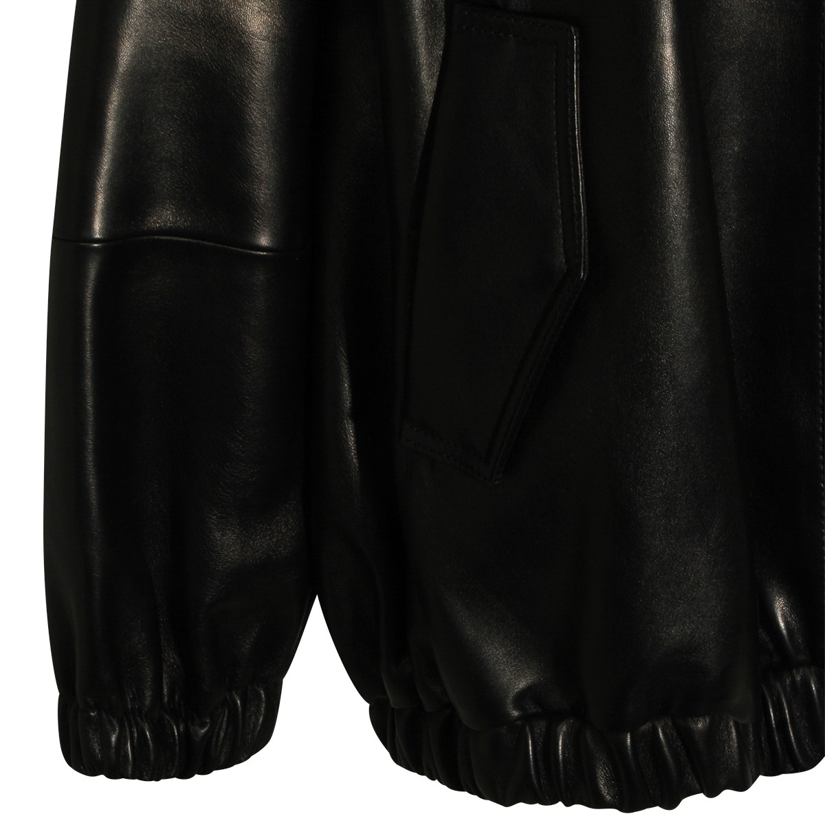 BLACK LEATHER JACKET