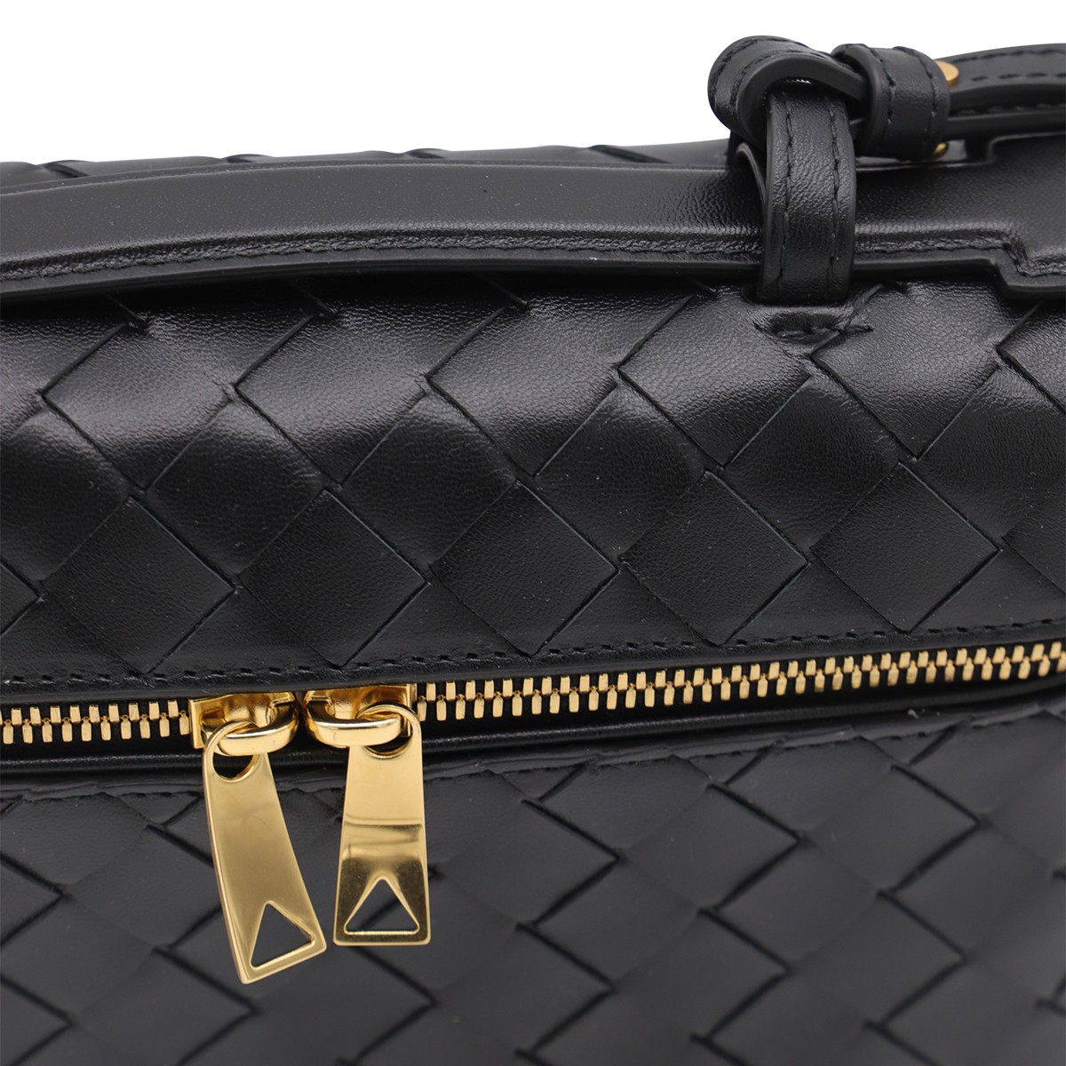 BLACK LEATHER TOP HANDLE BAG