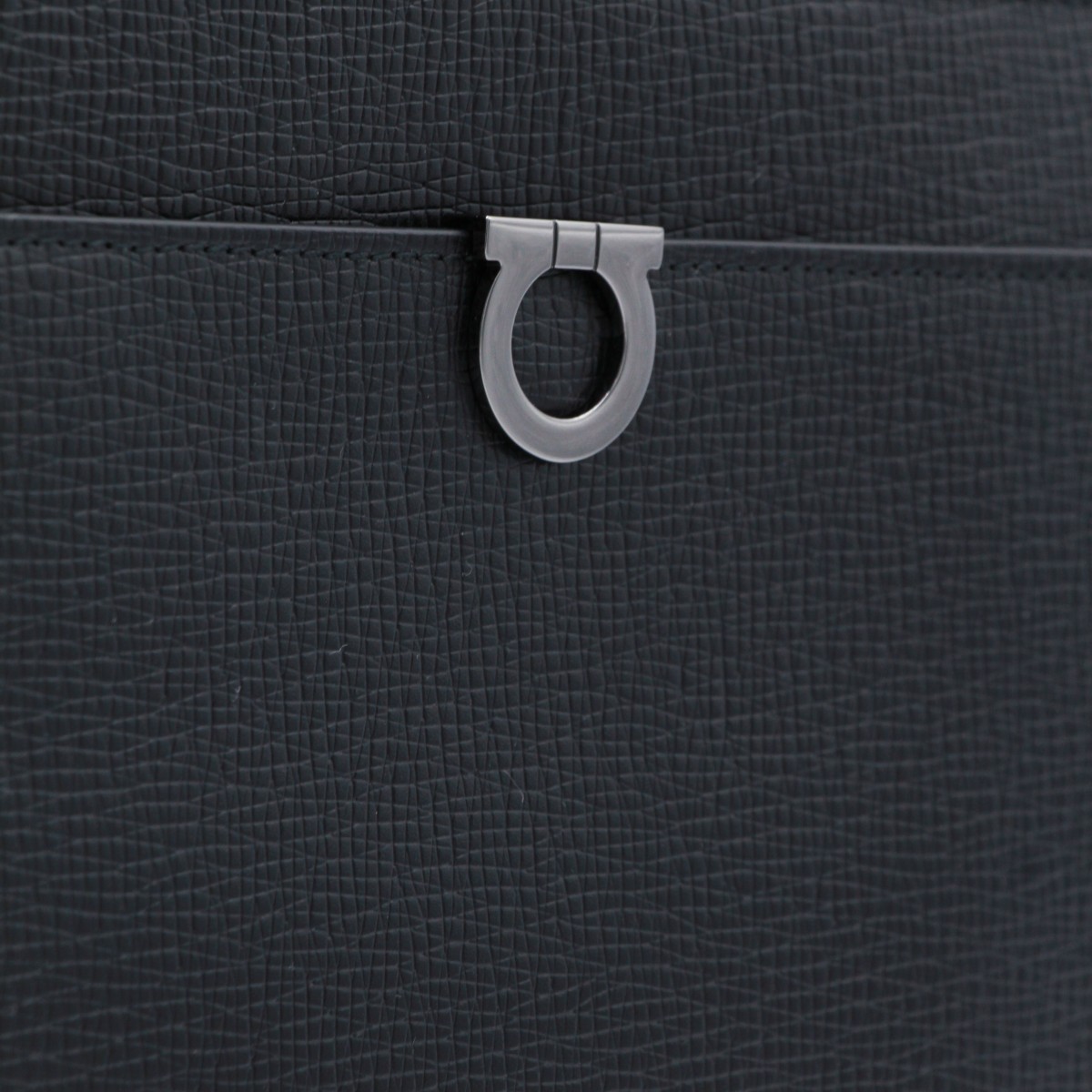 BLACK LEATHER POUCH