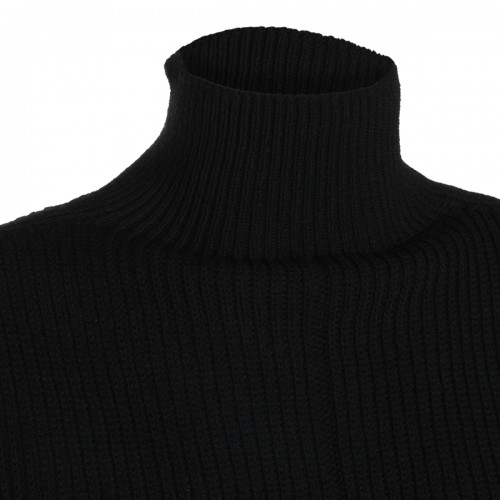 BLACK WOOL KNITWEAR