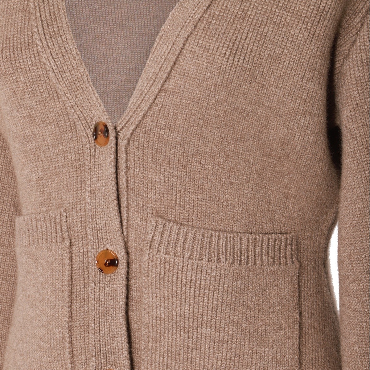 BEIGE CASHMERE KNITWEAR 