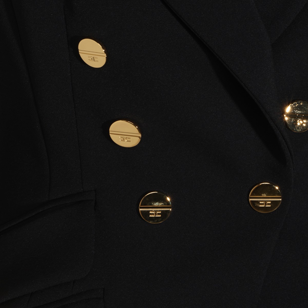 BLACK BLAZER