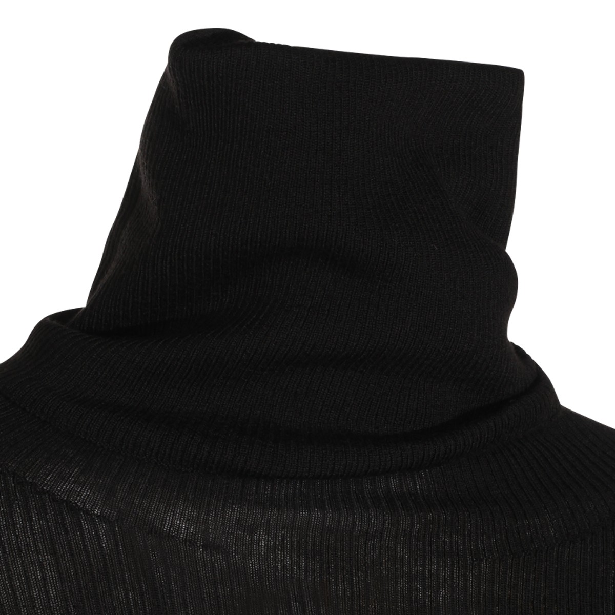 BLACK WOOL KNITWEAR