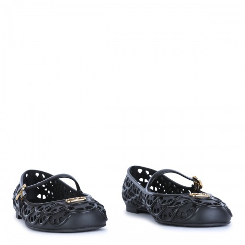 BLACK ONDETTE FLAT 2
