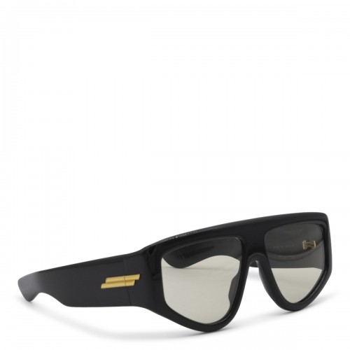 BLACK AND BROWN SUNGLASSES 2