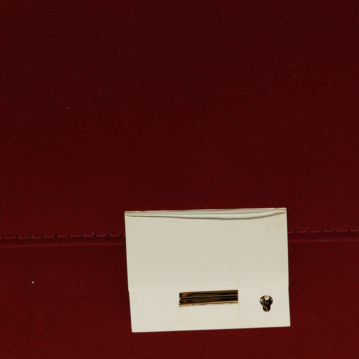 RED VISCOSE CLUTCH