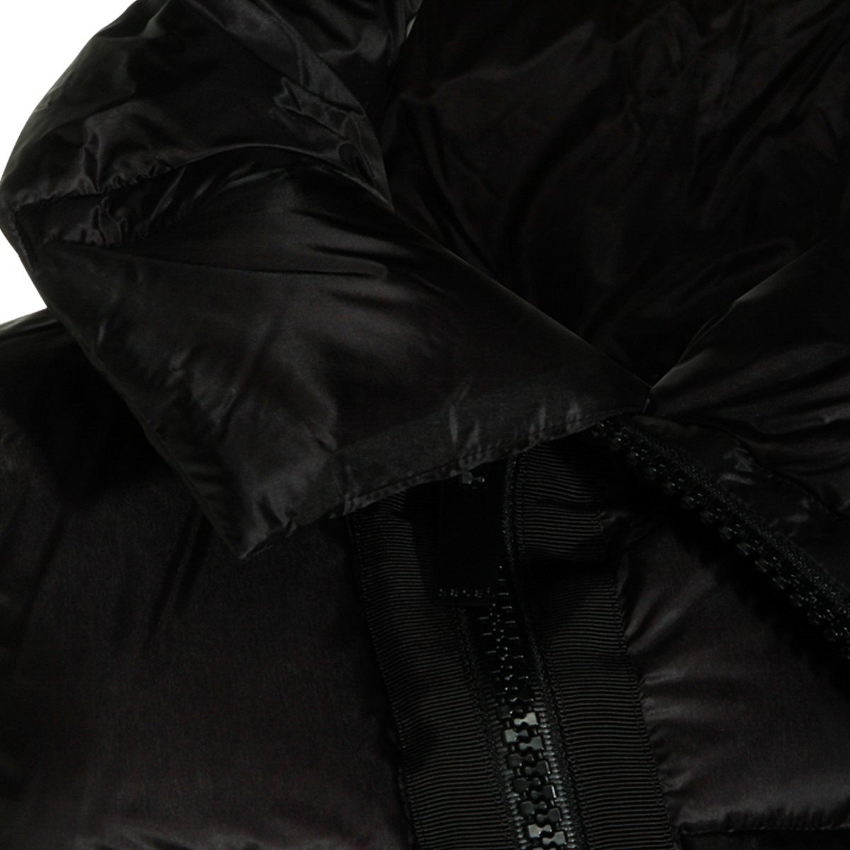 BLACK DOWN JACKET