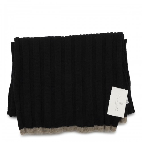 BLACK WOOL SCARF