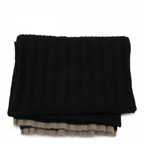 BLACK WOOL SCARF