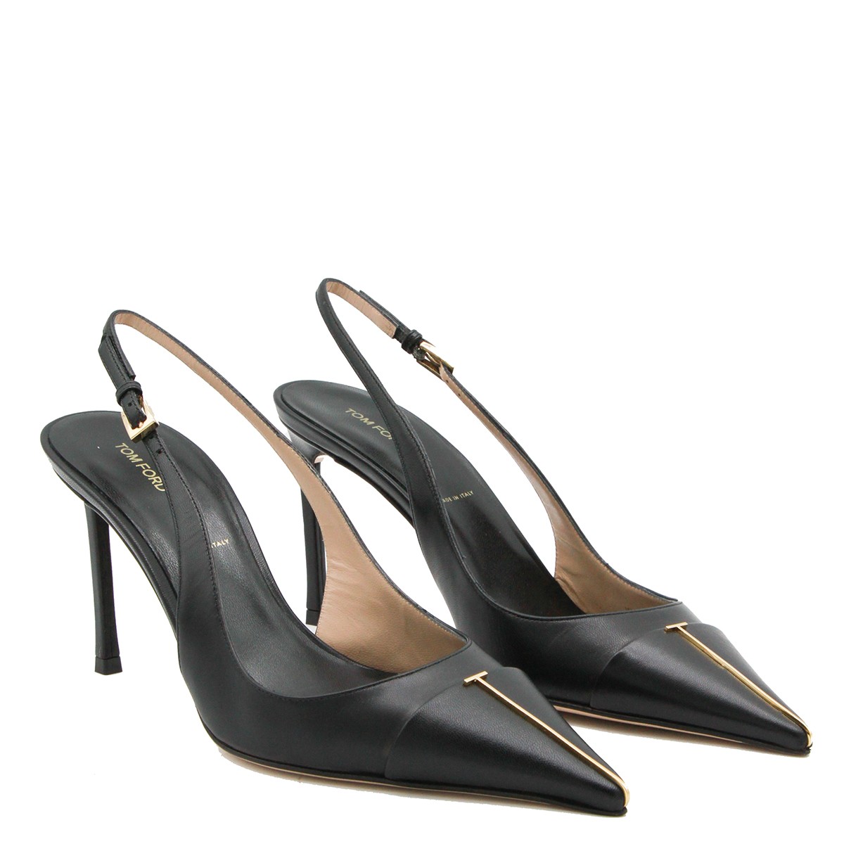 BLACK LEATHER PUMPS