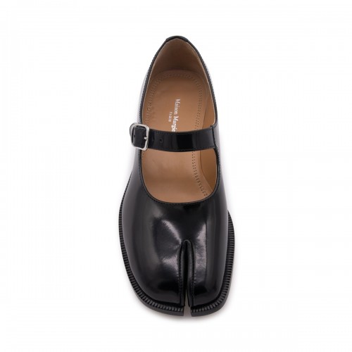 BLACK LEATHER TABI SHOES