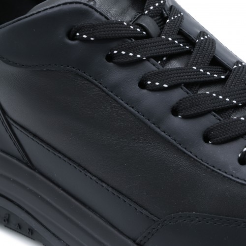 BLACK LEATHER SNEAKERS