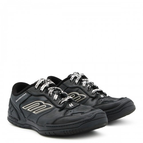 BLACK LEATHER HAMPTONS... 2