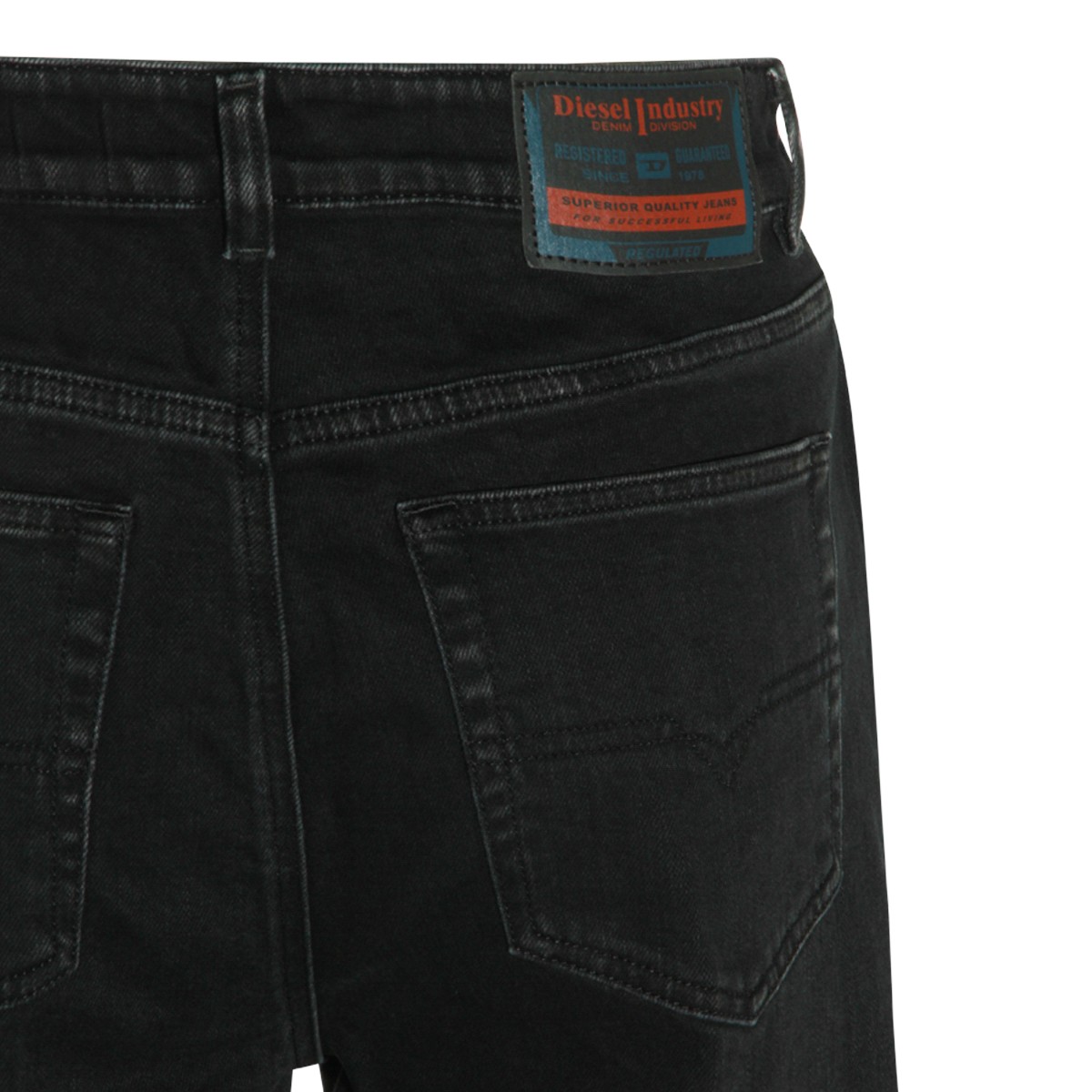 BLACK DENIM JEANS