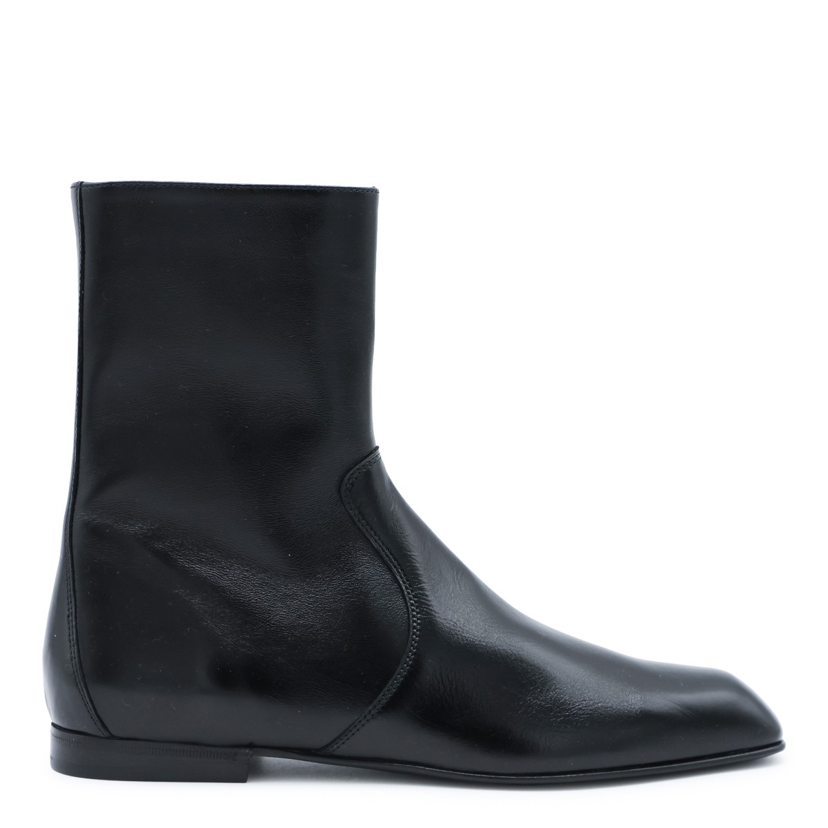 BLACK LEATHER BOOTS