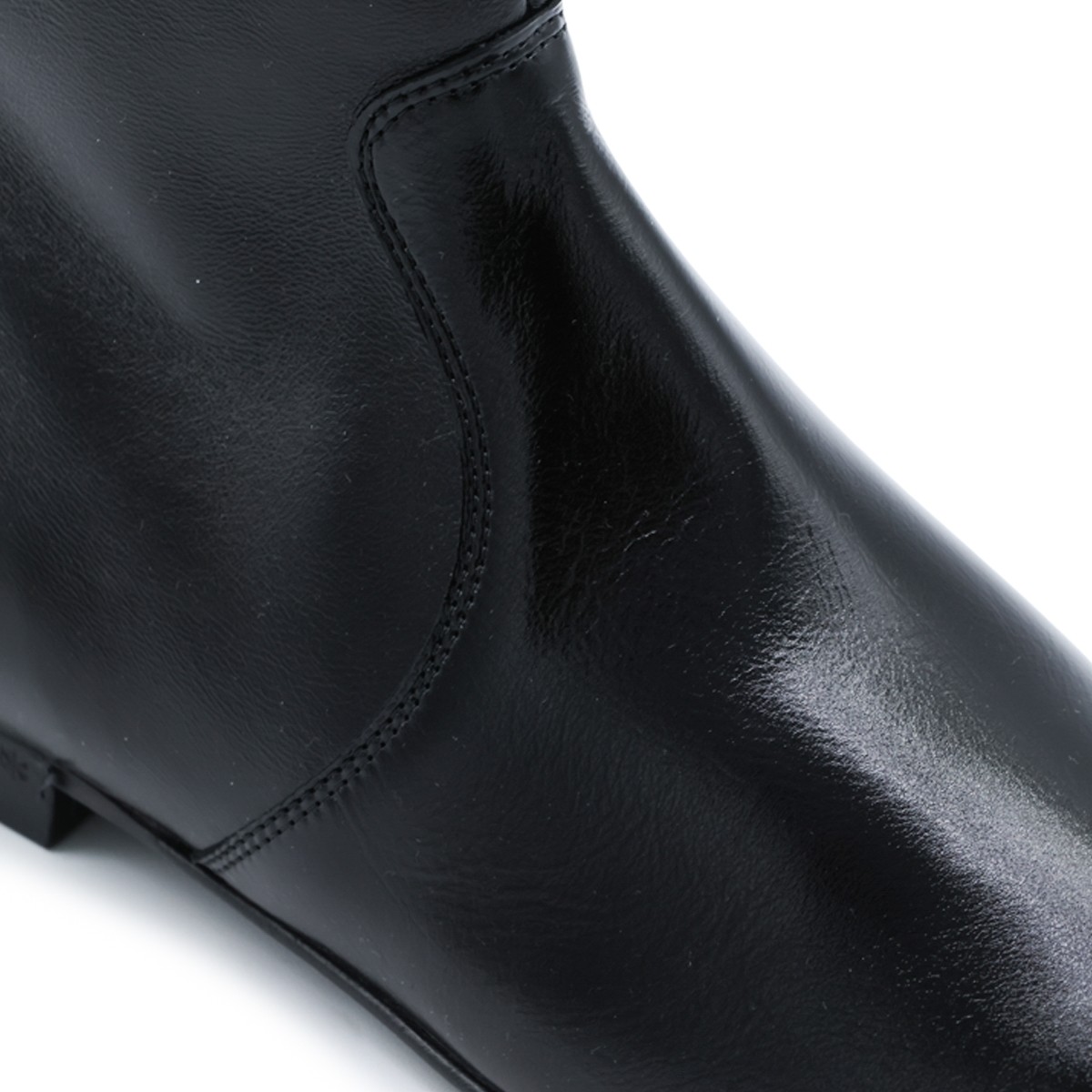 BLACK LEATHER BOOTS