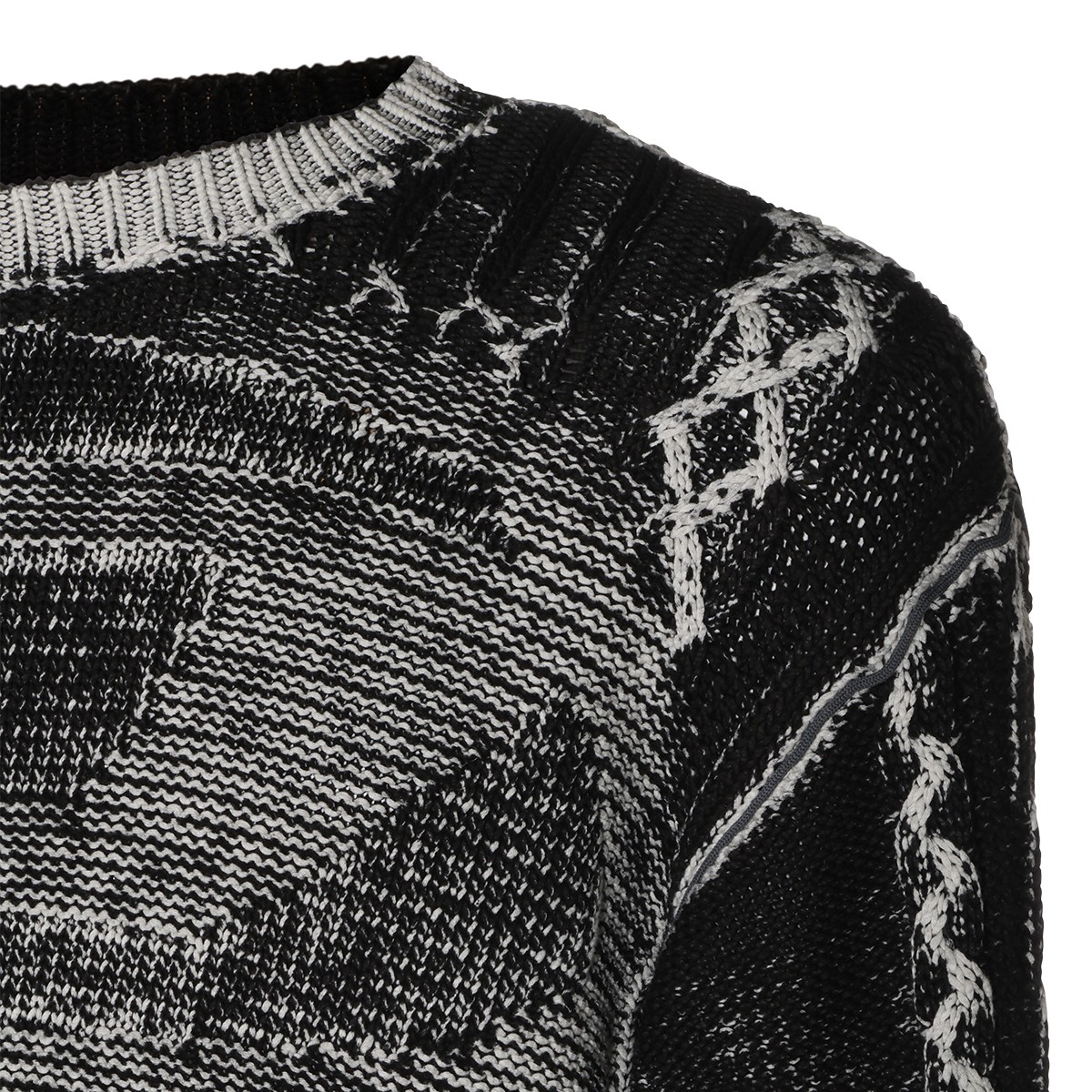 BLACK COTTON KNITWEAR