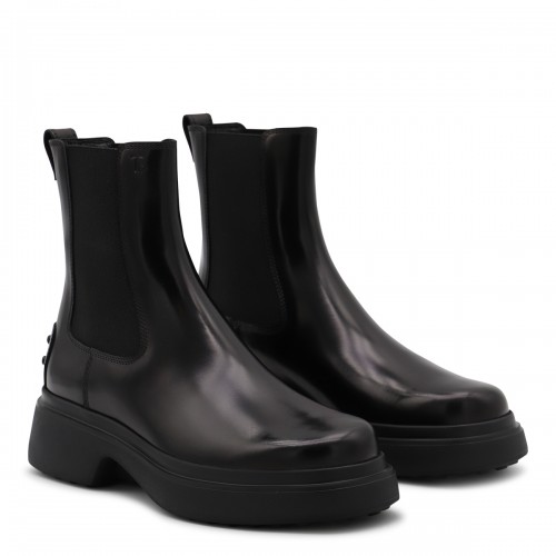 BLACK LEATHER BOOTS