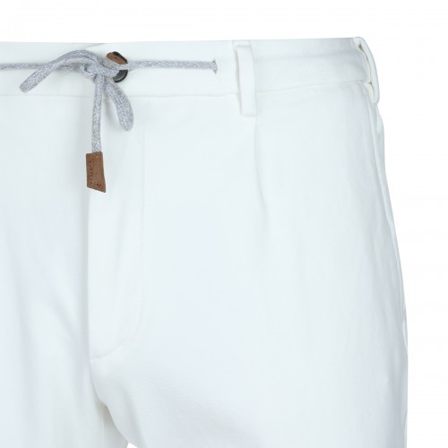 WHITE PANTS