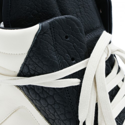 BLACK AND WHITE LEATHER GEOBASKET SNEAKERS
