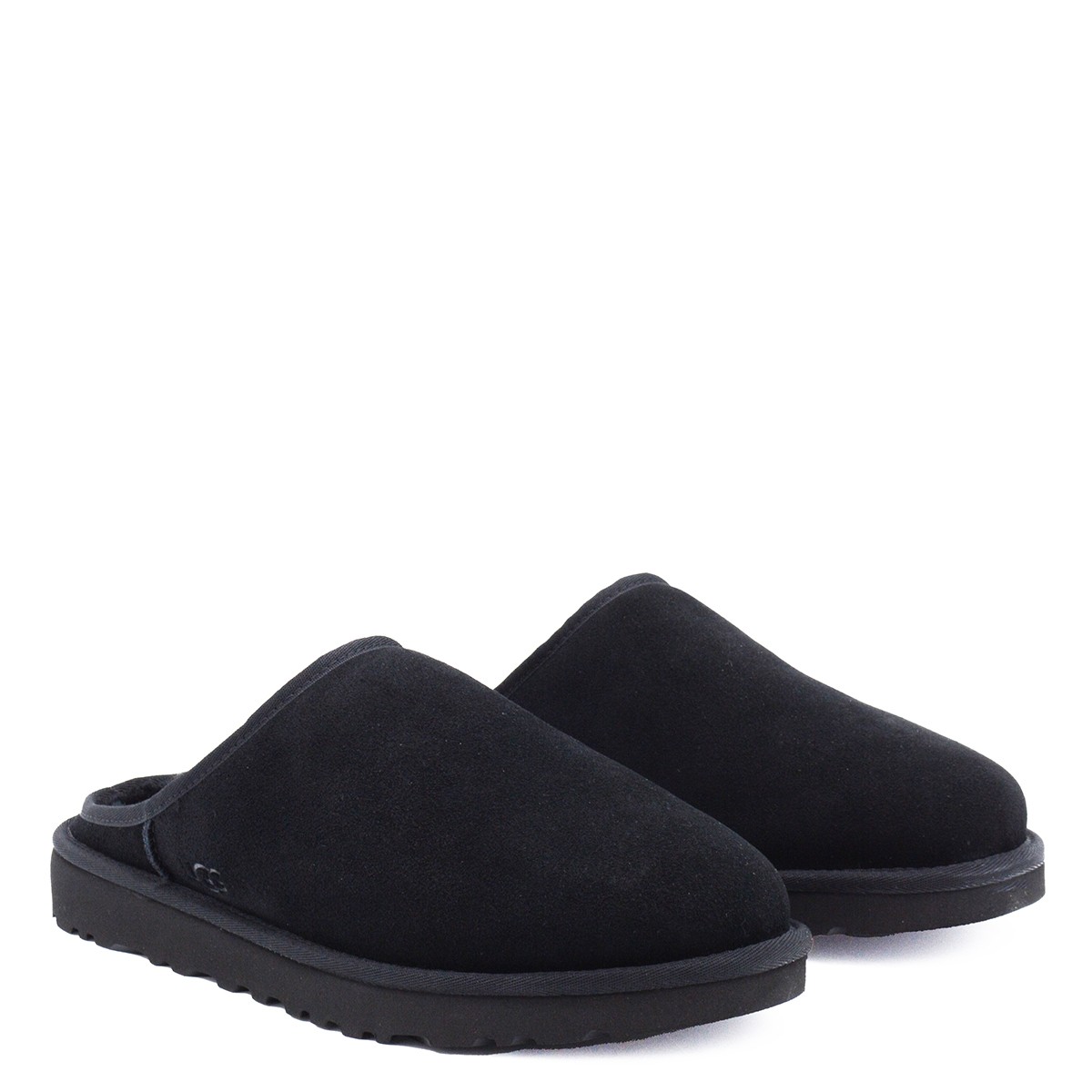 BLACK CLASSIC SLIP ON FLATS