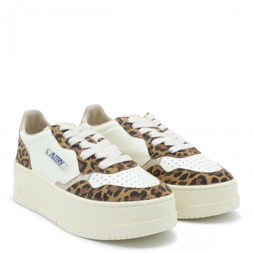 WHITE AND BROWN LEATHER SNEAKERS