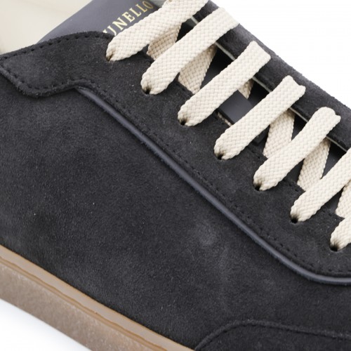 BROWN SUEDE SNEAKERS