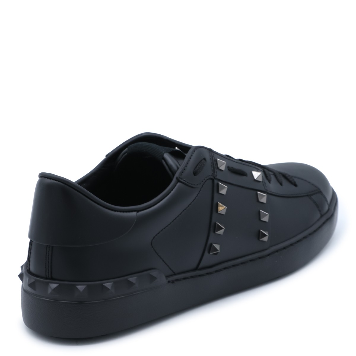 BLACK ROCKSTUD UNTITLED SNEAKERS