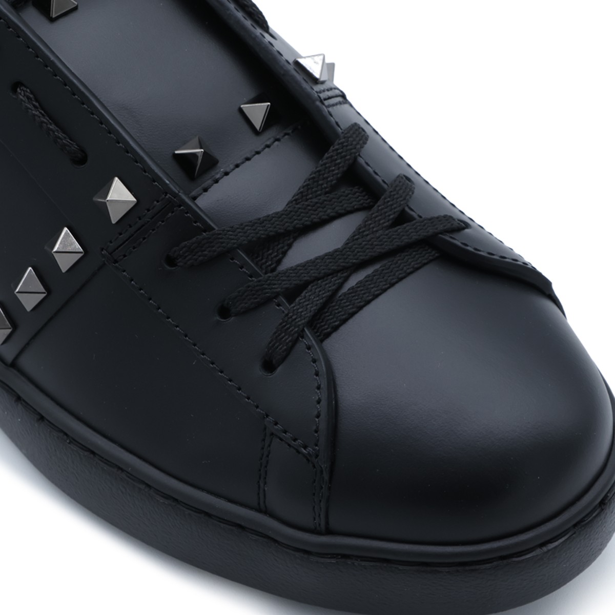 BLACK ROCKSTUD UNTITLED SNEAKERS